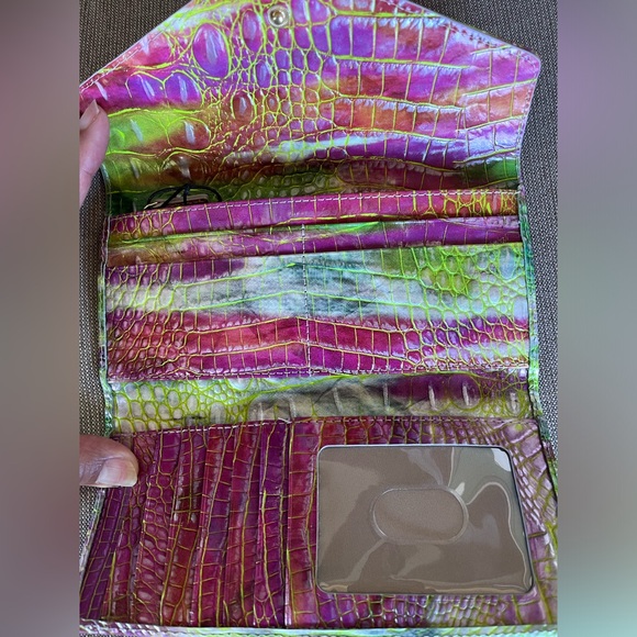 NWT Brahmin Veronica  DELIGHT Trifold Wallet - Picture 6 of 11